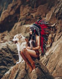 cherokee-indian-women-kleur-staand