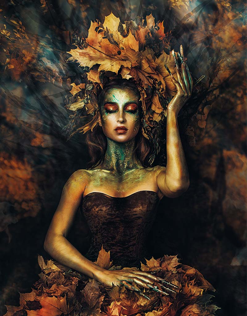 Leaves woman dark schilderij